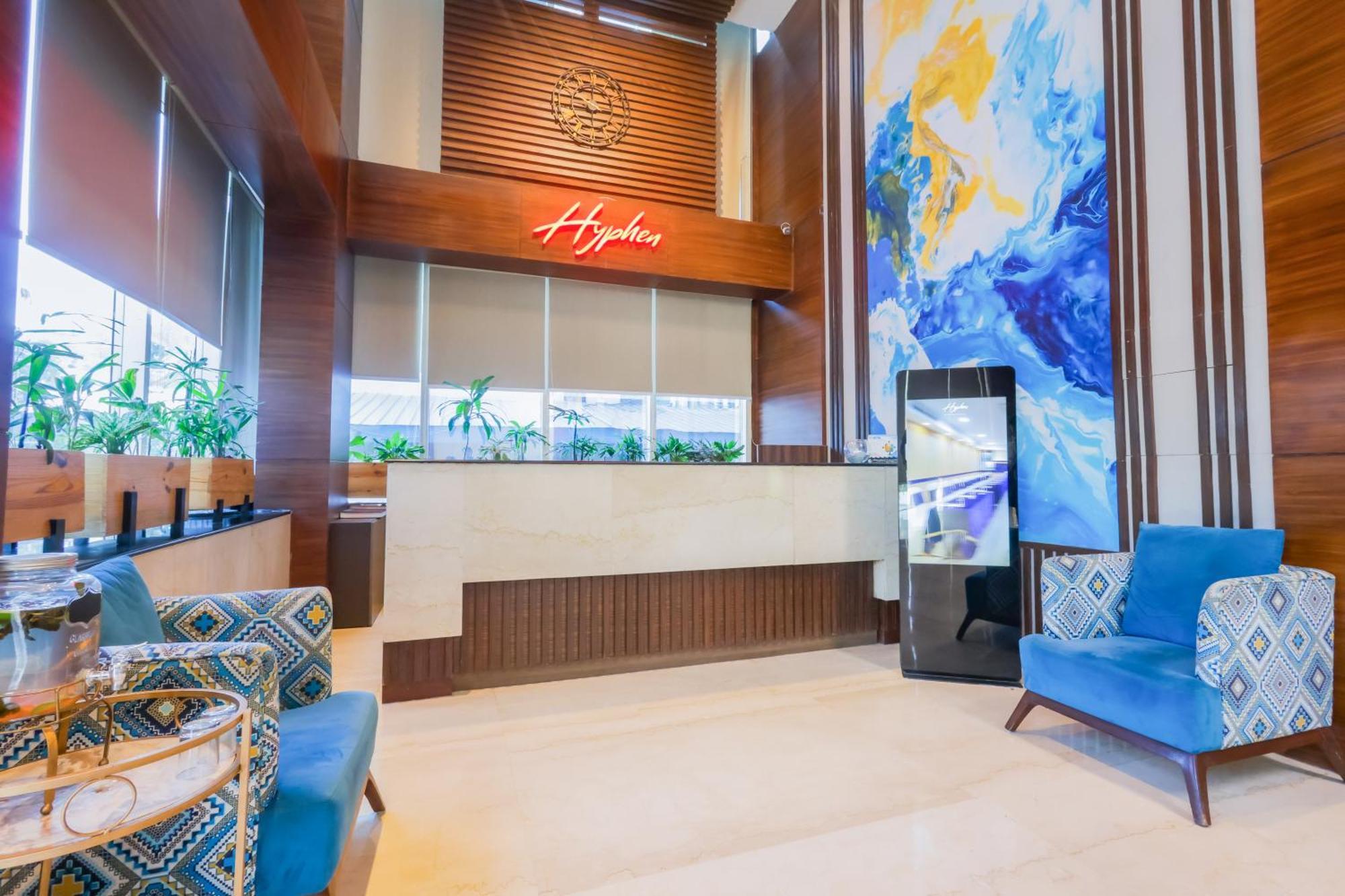 Hyphen Business Hotel Noida Buitenkant foto
